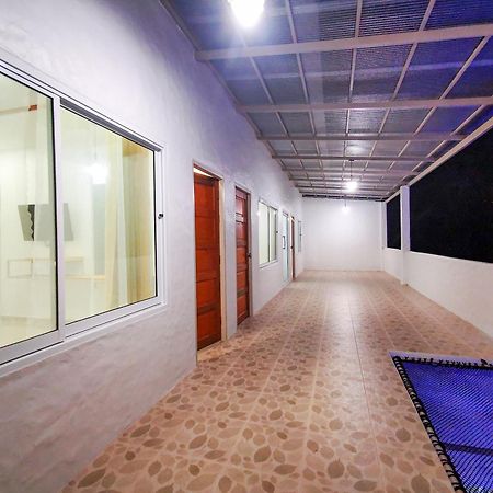Thepprasit Cosy Praia de Jomtien Exterior foto